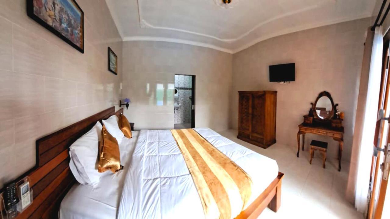 Wahyuga Sari Guest House Nita Salon & Spa Nusa Lembongan  Luaran gambar