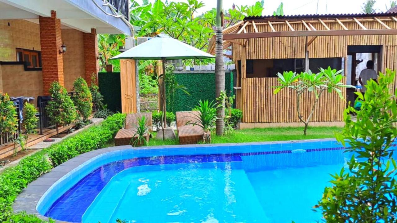 Wahyuga Sari Guest House Nita Salon & Spa Nusa Lembongan  Luaran gambar